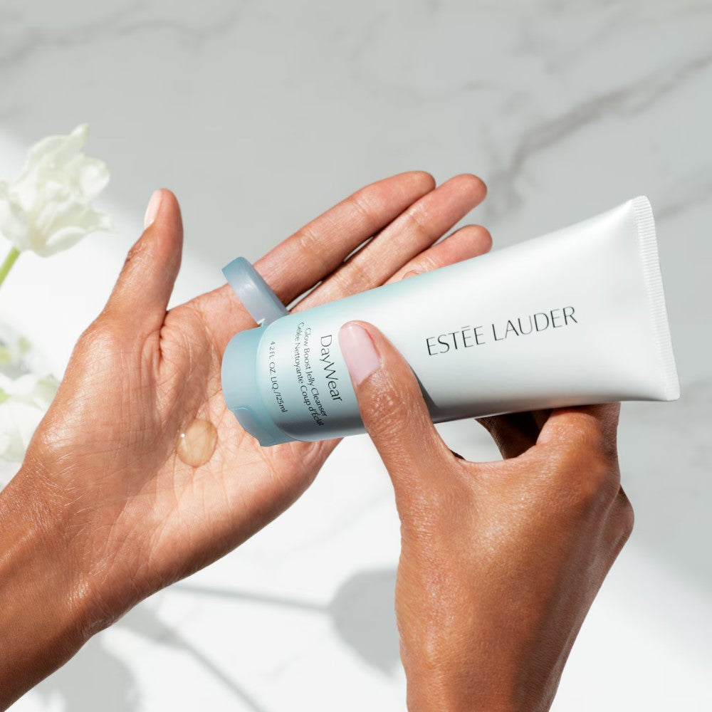 Estée Lauder DayWear Glow Boost Gel Cleanser