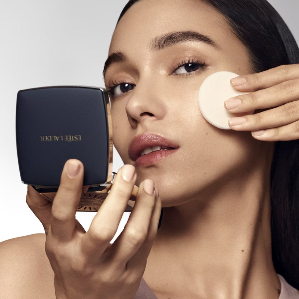 Estée Lauder Double Wear Stay-in-Place Powder Foundation SPF10