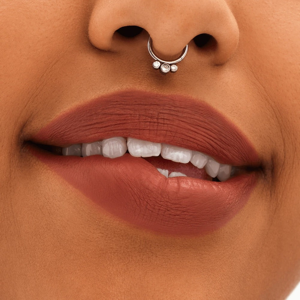 MAC Locked Kiss Lipstick 24hr - Rossetto