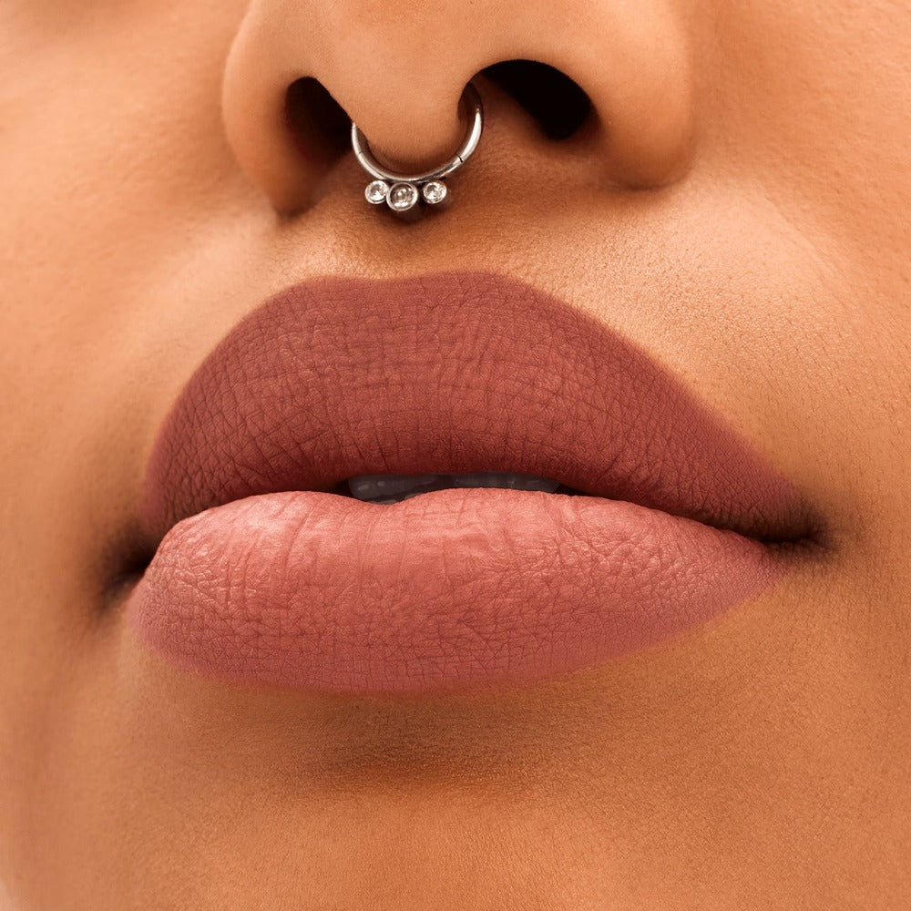 MAC Locked Kiss Lipstick 24hr - Rossetto