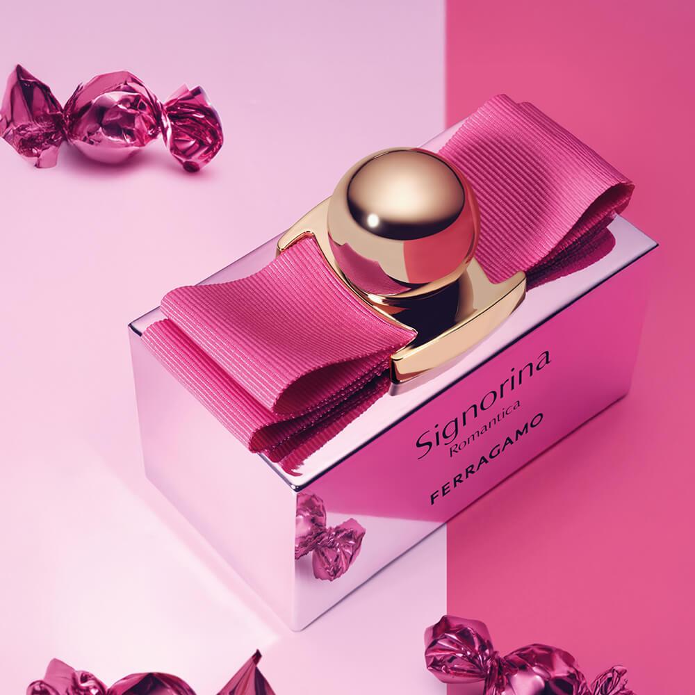 Salvatore Ferragamo Signorina Romantica Eau De Parfum