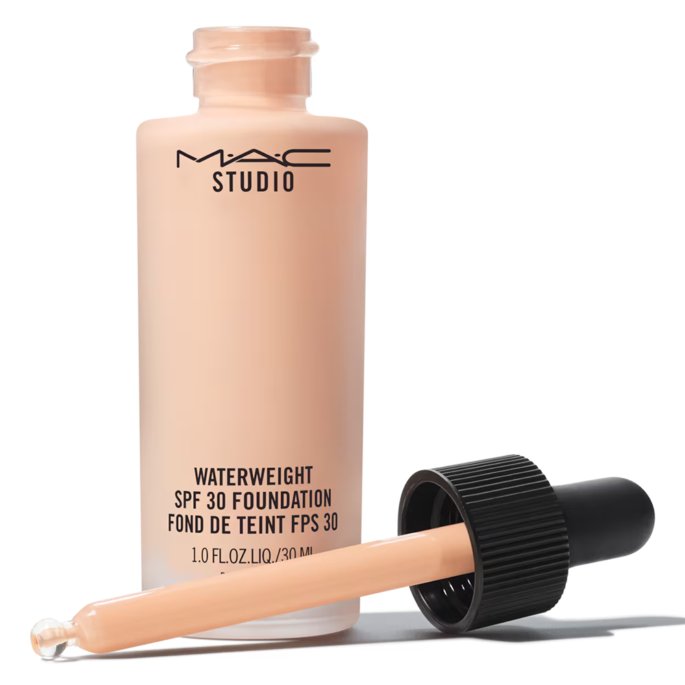 MAC Studio Waterweight SPF 30 Foundation - Fondotinta