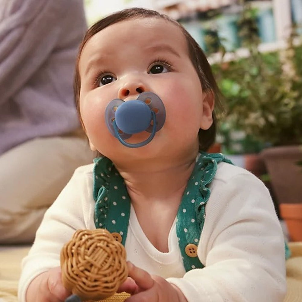 Philips Avent Ultra Soft Succhietti Ortodontici Blu E Verde 6-18 Mesi 2 Pezzi