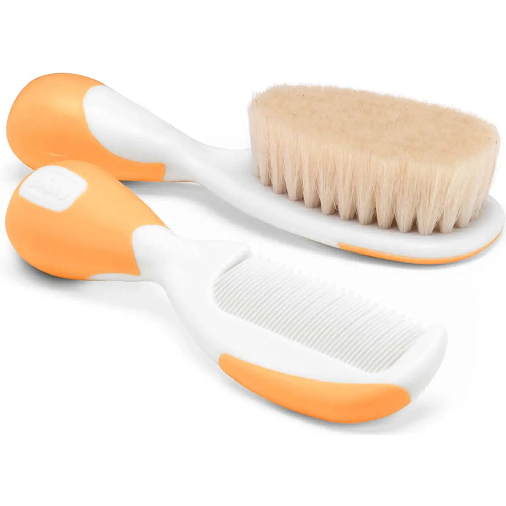 Chicco Spazzola E Pettine Con Setole Naturale Arancione